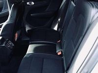 Gebraucht Volvo XC40 156 PS (114 kW) 2018 Grau SUV