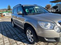 gebraucht Skoda Yeti YetiActive 12 TSI DSG Active