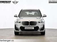 Gebraucht BMW iX1 M Sport 150 kW (204 PS) 2025 Silber SUV