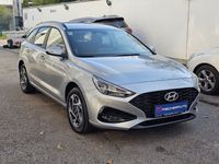 Gebraucht Hyundai i30 GO! 97 PS (71 kW) 2023 Shimmering silver Kombi