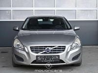 Gebraucht Volvo V60 Momentum 163 PS (119 kW) 2010 Silber Kombi