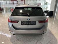 gebraucht BMW 318 d ''LED, AHK''