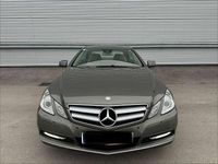 gebraucht Mercedes E220 CDI Aut. BlueEff // LEDER NAVI R.KAM KRED