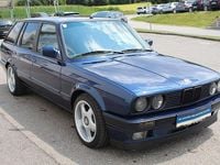 Gebraucht BMW 320 129 PS (94 kW) 1994 Blau Kombi