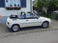 Gebraucht Peugeot 205 54 PS (39 kW) 1992 Weiß Cabrio