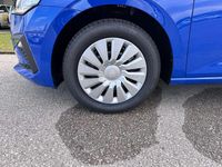 Neu Skoda Scala Essence 95 PS (69 kW) 2025 Mittelblau  normal Kleinwagen