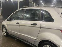 gebraucht Mercedes 180 B CDI A-Edition Sport Aut.