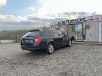 gebraucht Skoda Octavia Combi 1,6 TDI - PiCKERL NEU - SiTZHEiZUNG - KLi...