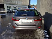 gebraucht BMW 320 d xDrive Advantage