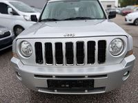 Gebraucht Jeep Patriot 120 PS (88 kW) 2010 Silber SUV