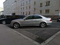 Gebraucht Mercedes E320 Avantgarde 204 PS (150 kW) 2003 Silber Limousine