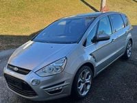 Gebraucht Ford S-MAX Titanium 140 PS (102 kW) 2013 Silber Van / Kleinbus