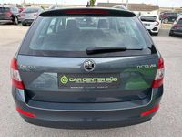 gebraucht Skoda Octavia Combi 2,0 TDI Style DSG NAVI XENON ABSTAND