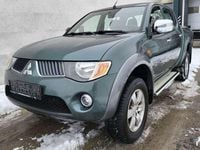 Gebraucht Mitsubishi L200 136 PS (100 kW) 2009 Grün Abholung