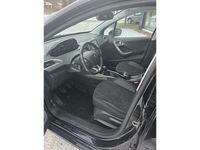 gebraucht Peugeot 2008 1,2 PureTech 110 S&S Active