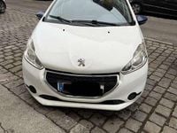 Gebraucht Peugeot 208 Active 68 PS (50 kW) 2013 Kleinwagen