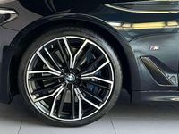 Gebraucht BMW 530 M Sport 286 PS (210 kW) 2023 Schwarz Limousine