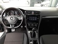 gebraucht VW Golf VIII Variant VII UNITED 16 TDI *NAVI / ANHÄNGE...