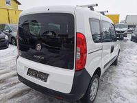 Gebraucht Fiat Doblò Pop 95 PS (69 kW) 2017 Weiß Van / Kleinbus