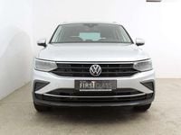 Gebraucht VW Tiguan Life 150 PS (110 kW) 2021 Silber  metallic SUV