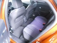 Gebraucht Peugeot 2008 Allure 131 PS (96 kW) 2022 SUV