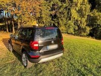 Gebraucht Skoda Yeti Elegance 105 PS (77 kW) 2014 SUV