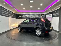 gebraucht Fiat Punto Active 1.4 *WENIG-KM*KLIMA* - Autopark Braunau Fahrzeughandel