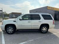 Gebraucht Cadillac Escalade 409 PS (300 kW) 2011 Weiß SUV