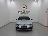 Gebraucht VW Golf VIII R-line 131 PS (96 kW) 2022 Silber  metallic Limousine