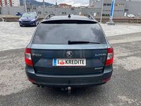 gebraucht Skoda Superb Combi 16 TDI*Navi*Pano*Tempomat