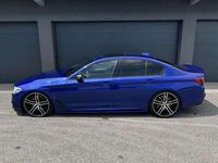 Gebraucht BMW 550 Shadowline 530 PS (389 kW) 2020 Blau Limousine