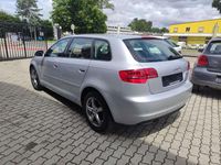 gebraucht Audi A3 A3 SB Attraction 1,6 TDI DPF S-tronic Attraction