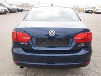 gebraucht VW Jetta Comfortline 1,6 TDI BMT DPF