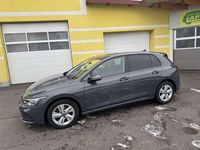 Gebraucht VW Golf VIII 90 PS (66 kW) 2020 Grau Limousine