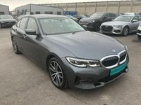 Gebraucht BMW 320 190 PS (139 kW) 2019 Silber Limousine