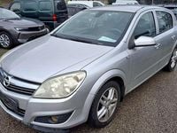Gebraucht Opel Astra Style 118 PS (86 kW) 2007 Silber Limousine