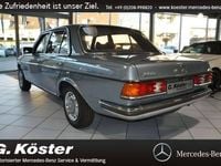 Gebraucht Mercedes 280 156 PS (114 kW) 1977 Blau Limousine