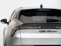 gebraucht Alfa Romeo Junior Ibrida Speciale 1.2 MHEV e-DCT6