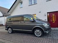 Gebraucht VW Multivan Highline 204 PS (150 kW) 2016 Grau Van