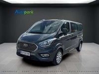 Gebraucht Ford Tourneo Custom Titanium 131 PS (96 kW) 2023 Grau Van