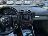 gebraucht Audi A3 Sportback Ambition 1,6 TDI DPF S-tronic