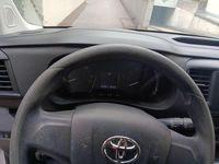 Gebraucht Toyota Proace 122 PS (89 kW) 2018 Weiß Van / Kleinbus