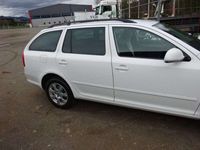 gebraucht Skoda Octavia OctaviaCombi Elegance 16 TDI CR DPF 4x4 Elegance