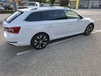 gebraucht Skoda Superb Kombi 2,0 TDI Style DSG