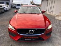 Gebraucht Volvo V60 Momentum 150 PS (110 kW) 2019 Rot Kombi
