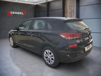 Gebraucht Hyundai i30 100 PS (73 kW) 2018 Schwarz Limousine