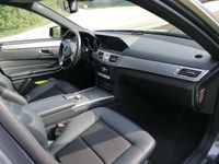 gebraucht Mercedes E200 BlueTEC Avantgarde (Neues Öamtc Pickerl)