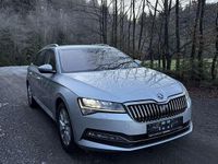 gebraucht Skoda Superb Kombi 20 TDI 4x4 Style DSG