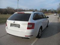 Gebraucht Skoda Octavia Ambition 116 PS (85 kW) 2018 Weiß Kombi