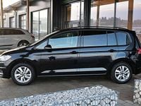 Gebraucht VW Touran Comfortline 122 PS (89 kW) 2022 Schwarz Van / Kleinbus